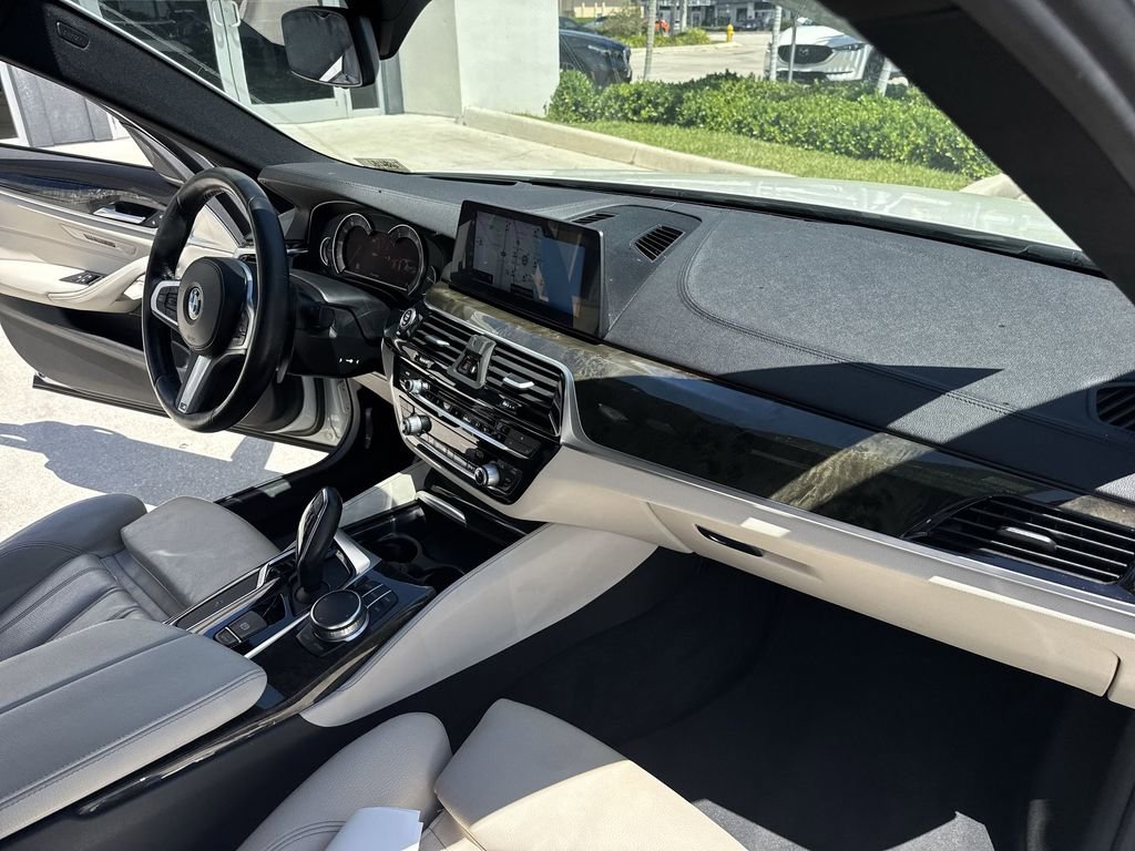 Used 2018 BMW 540i image 33