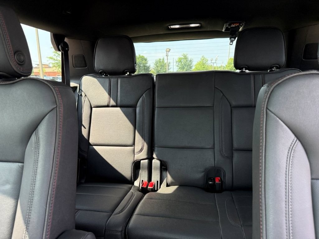 Used 2023 Chevrolet Tahoe RST w/ Luxury Package AWD/4WD image 18