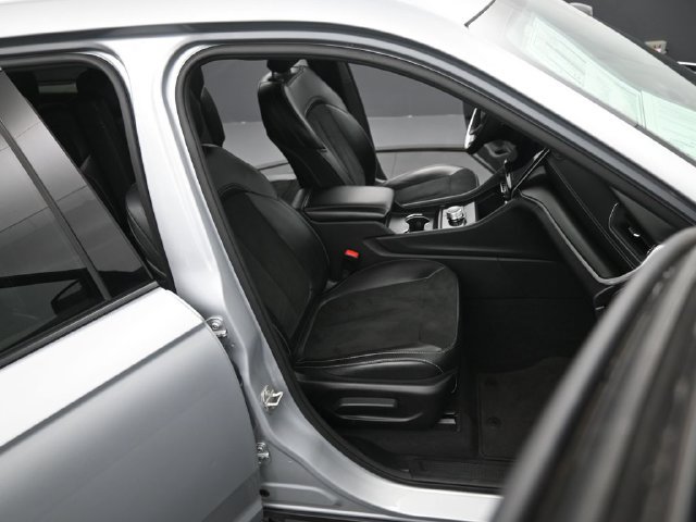 Used 2024 Jeep Grand Cherokee L Laredo AWD/4WD image 21
