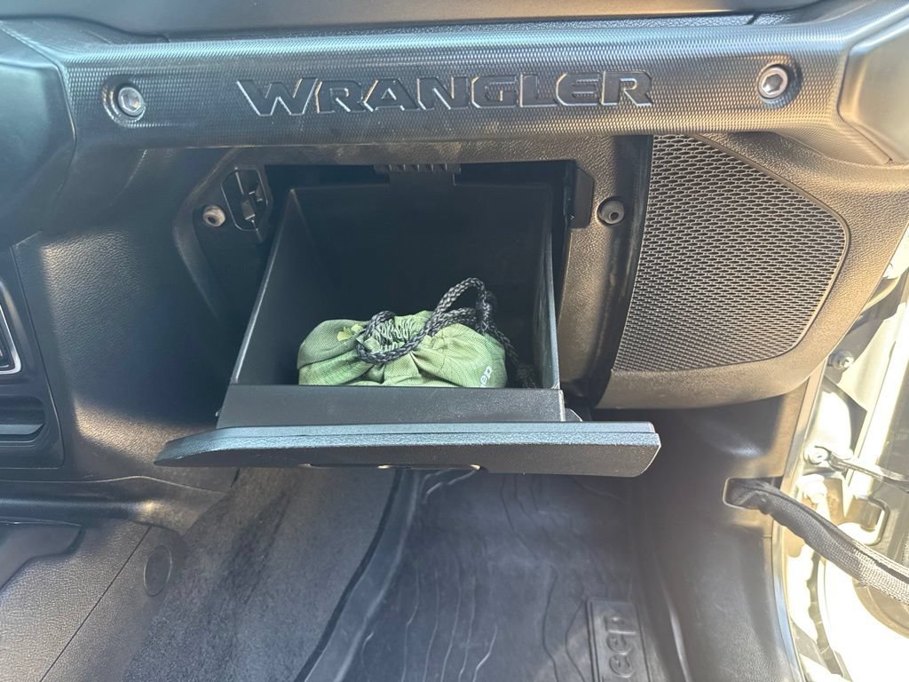 Used 2021 Jeep Wrangler Unlimited Sport AWD/4WD image 40