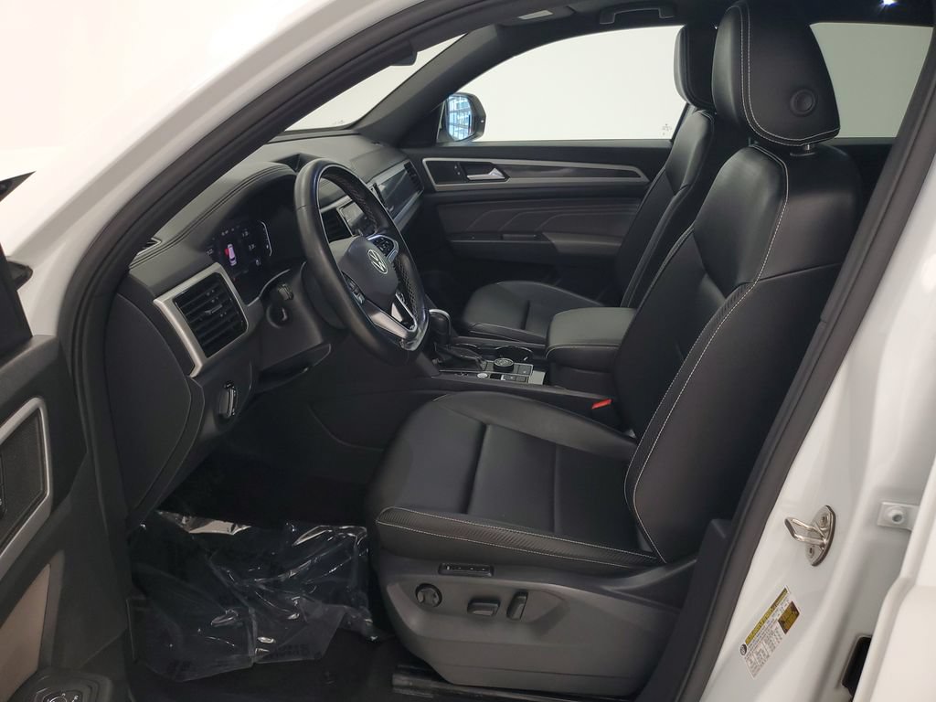 Used 2023 Volkswagen Atlas Cross Sport SEL AWD/4WD image 11