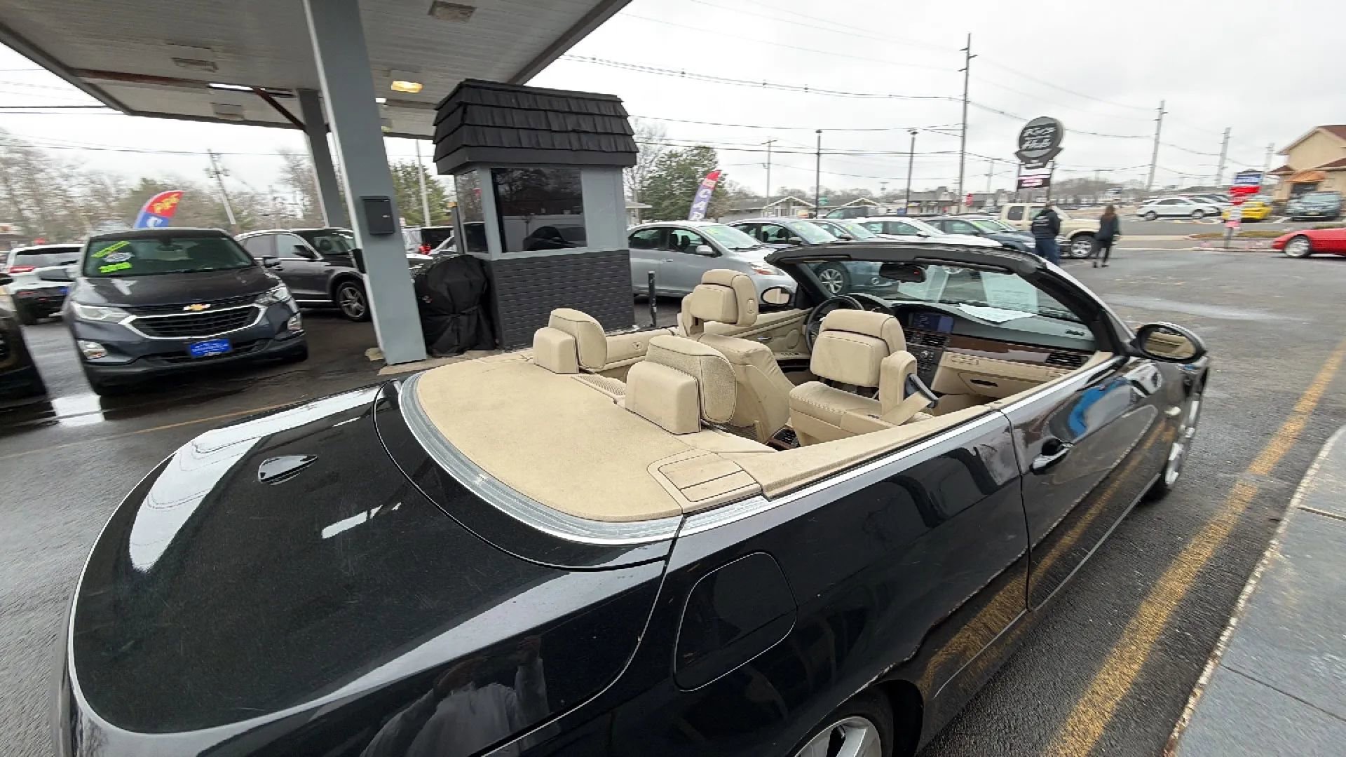 Used 2009 BMW 335i Convertible w/ Premium Pkg image 14