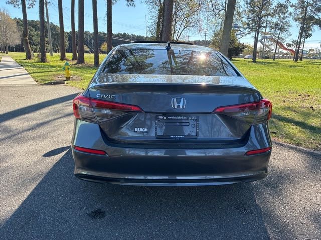 Used 2022 Honda Civic EX image 5