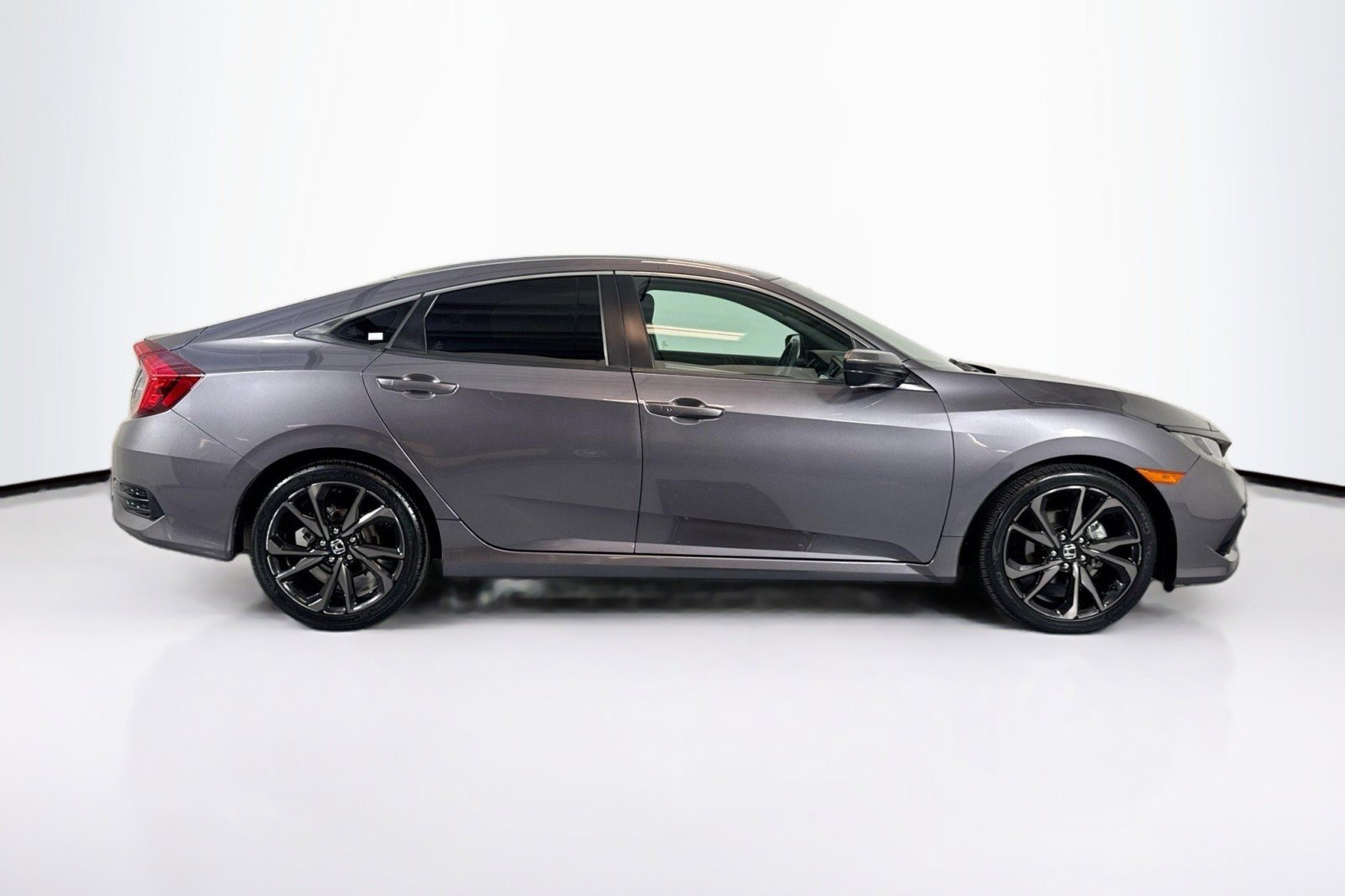 Used 2020 Honda Civic Sport image 4