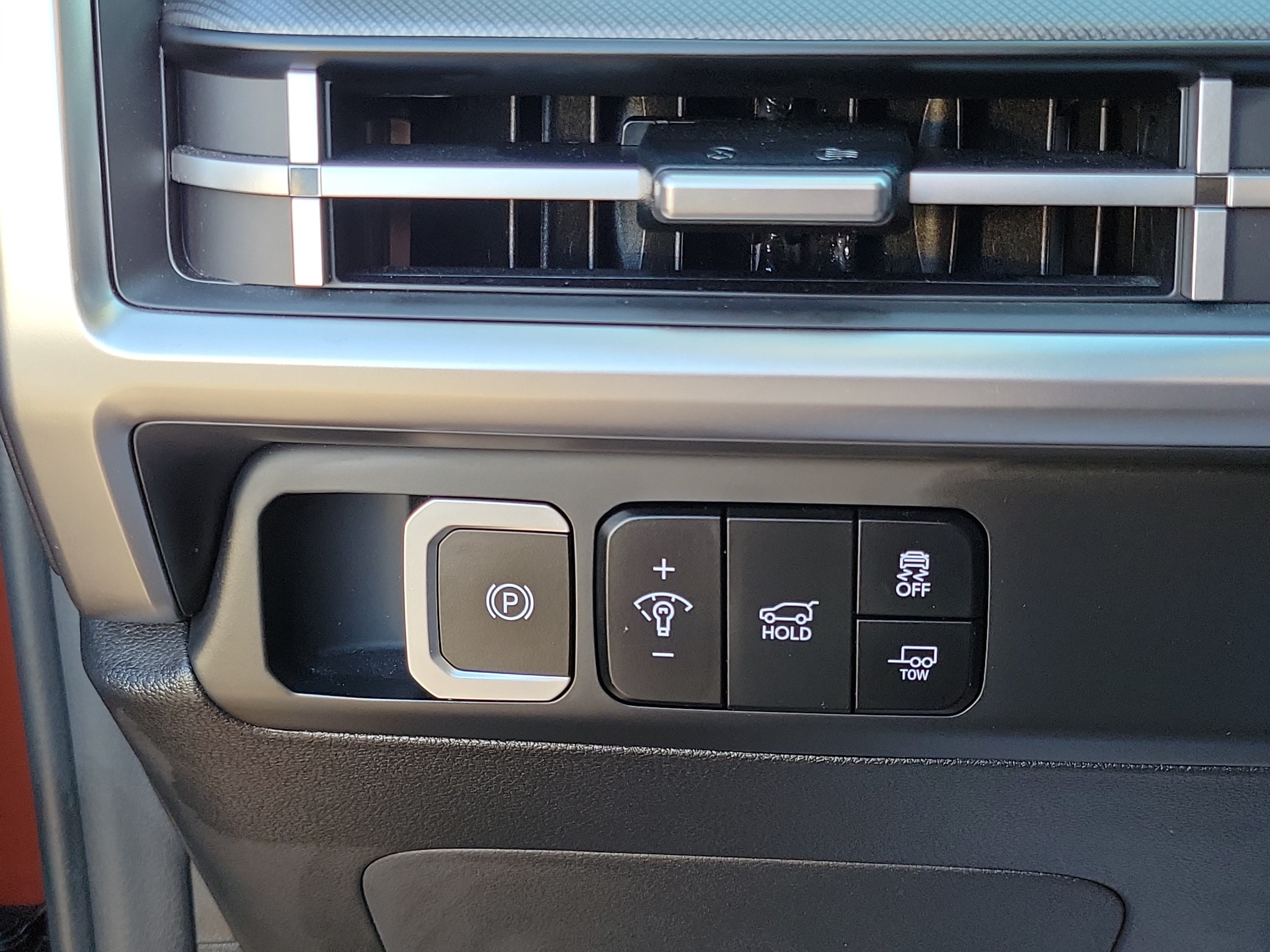 Certified 2025 Hyundai Santa Fe XRT AWD/4WD image 11