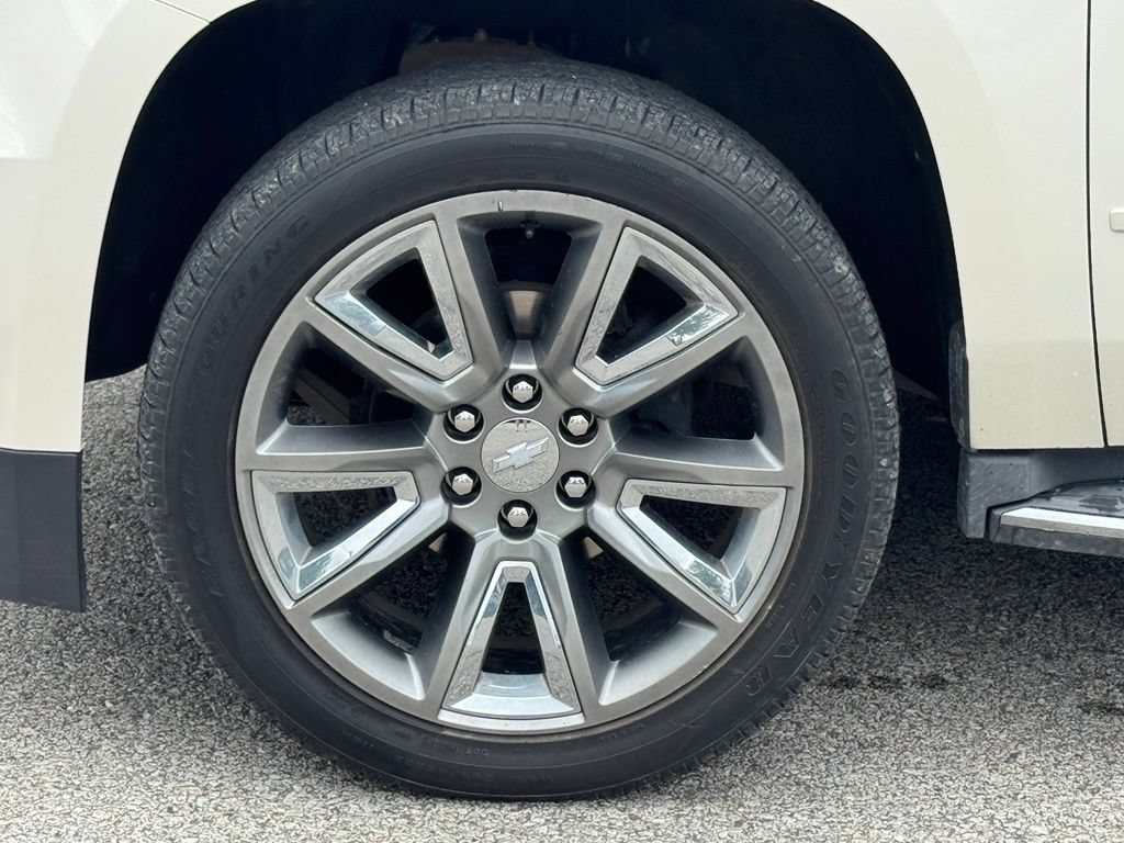Used 2015 Chevrolet Tahoe LTZ AWD/4WD image 38