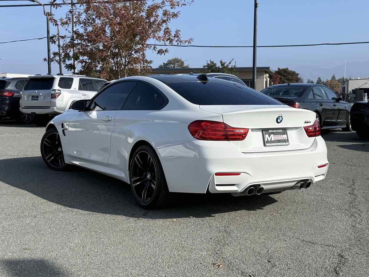 Used 2016 BMW M4 Coupe image 7
