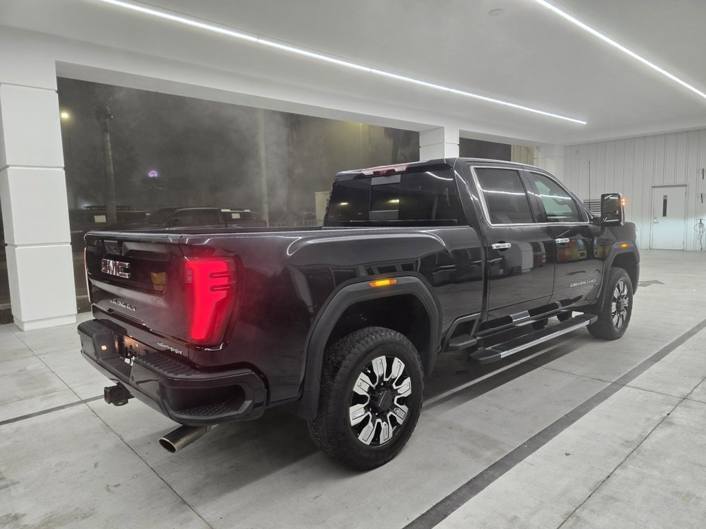 Used 2024 GMC Sierra 2500 Denali w/ Denali Reserve Package image 9