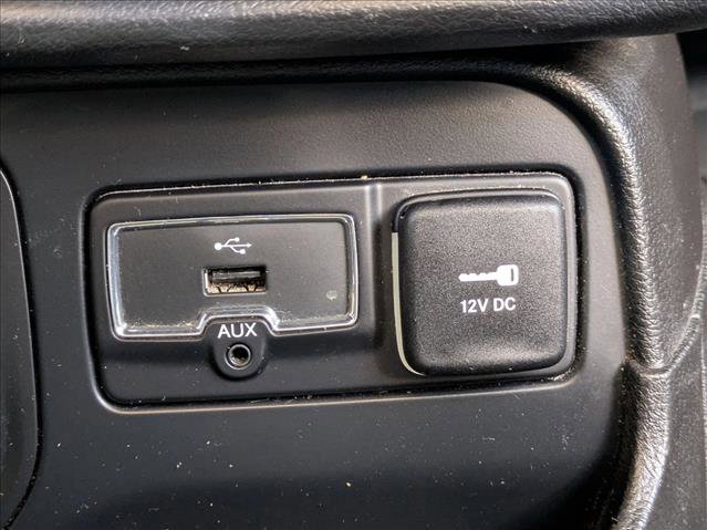 Used 2017 Jeep Renegade Trailhawk image 16