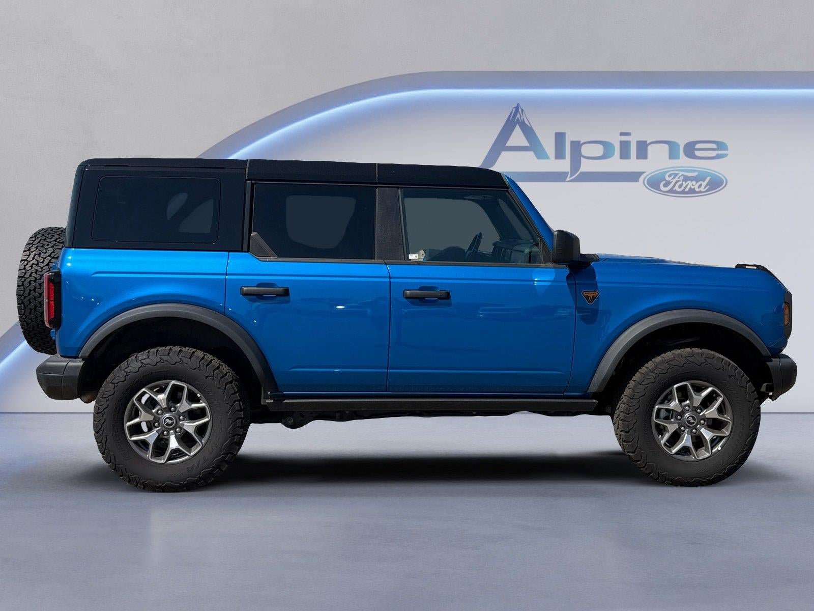 Used 2025 Ford Bronco Badlands AWD/4WD image 8