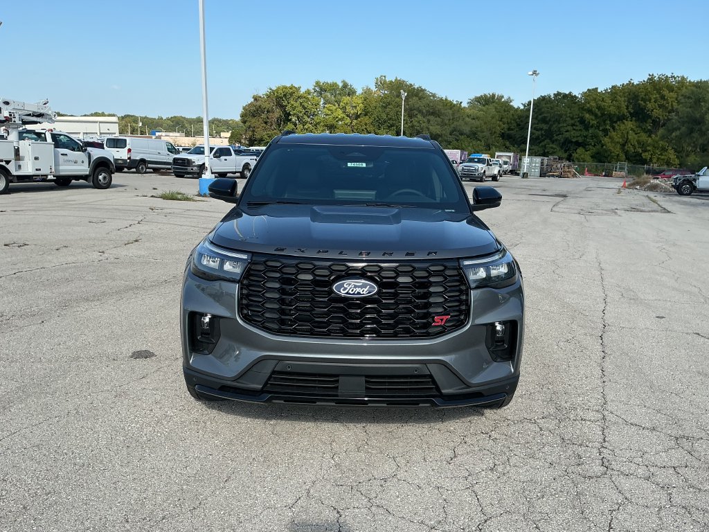 New 2027 Ford Explorer ST AWD/4WD image 8