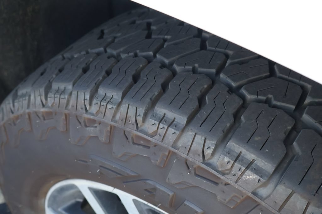 Used 2023 GMC Yukon XL AT4 w/ LPO, Floor Liner Package AWD/4WD image 9