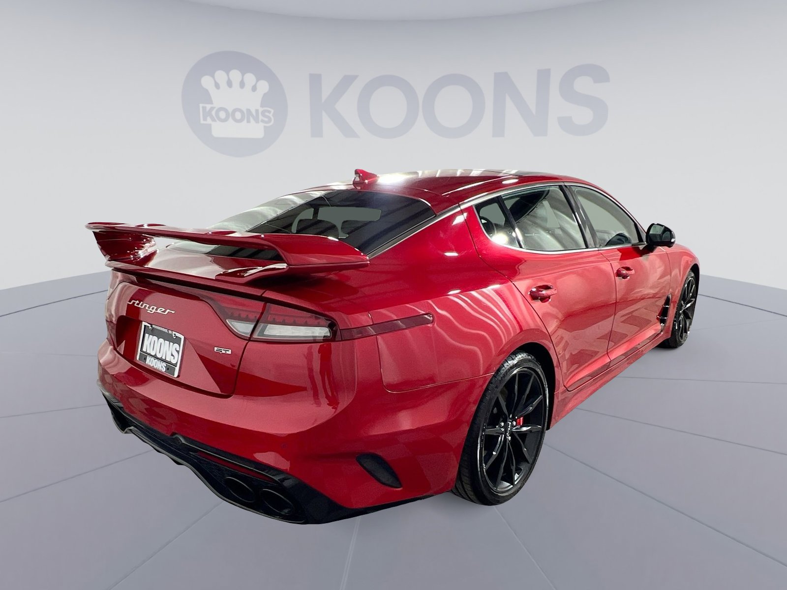 Used 2023 Kia Stinger GT2 image 2