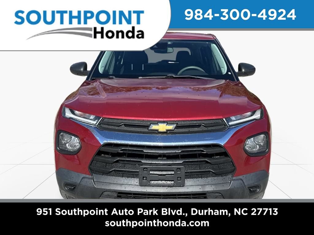 Used 2021 Chevrolet TrailBlazer LS image 2