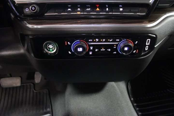 Used 2022 Chevrolet Silverado 1500 LT AWD/4WD image 33