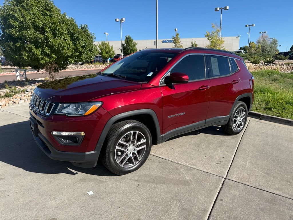Used 2020 Jeep Compass Latitude AWD/4WD image 3