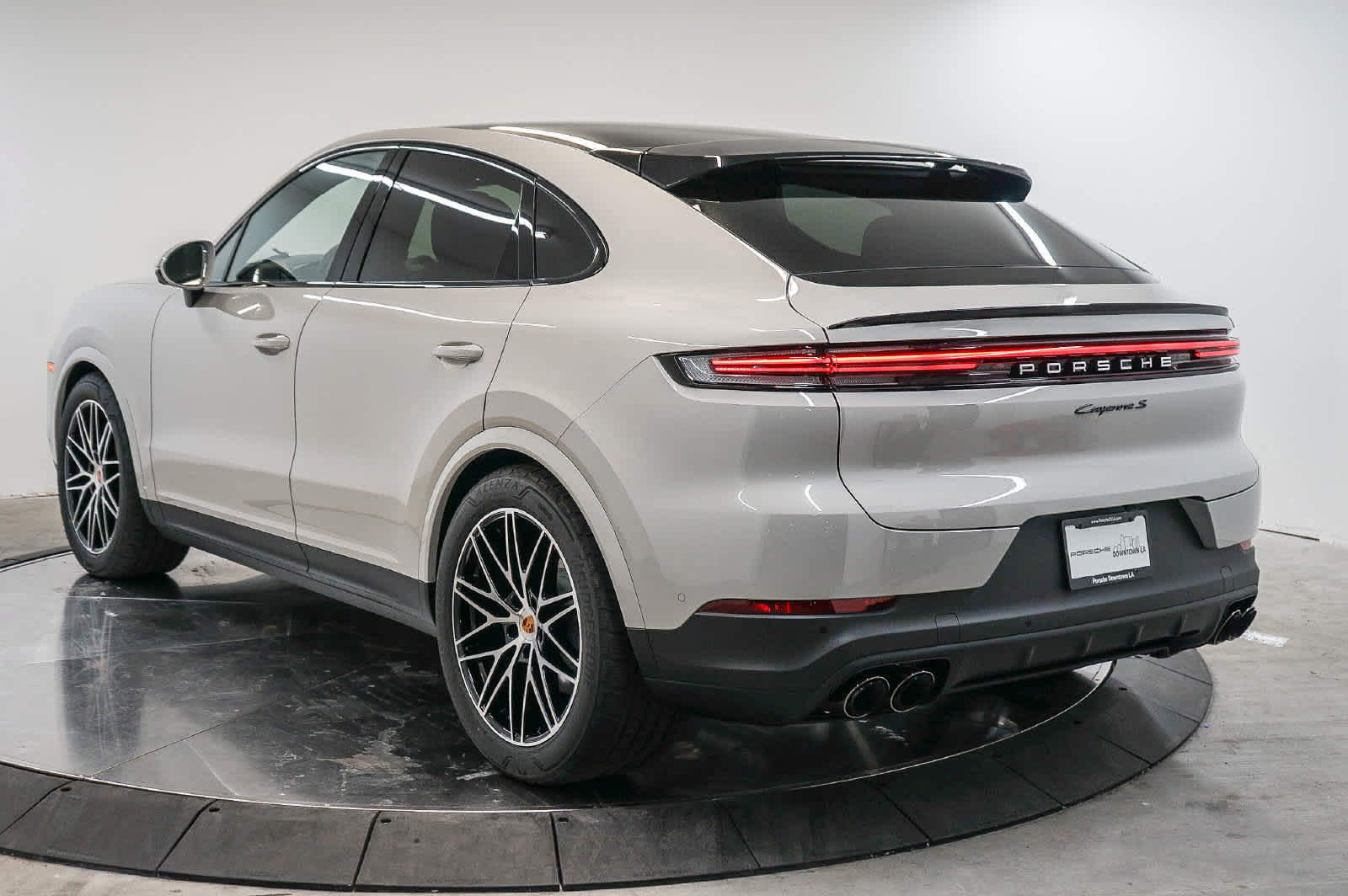 New 2026 Porsche Cayenne S AWD/4WD image 3