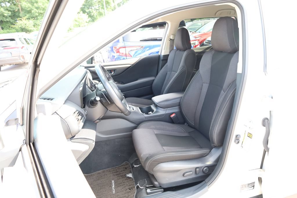 Certified 2024 Subaru Outback Premium AWD/4WD image 7