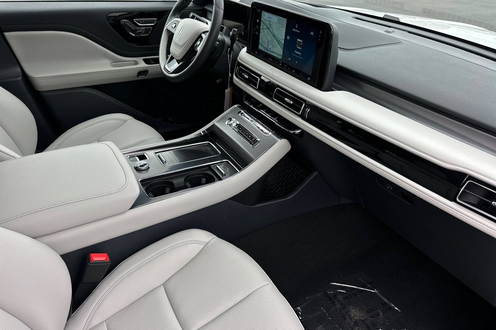 New 2026 Lincoln Aviator 2WD image 16