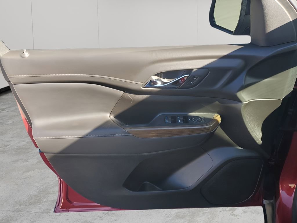 Used 2023 GMC Acadia SLE w/ Elevation Edition image 26