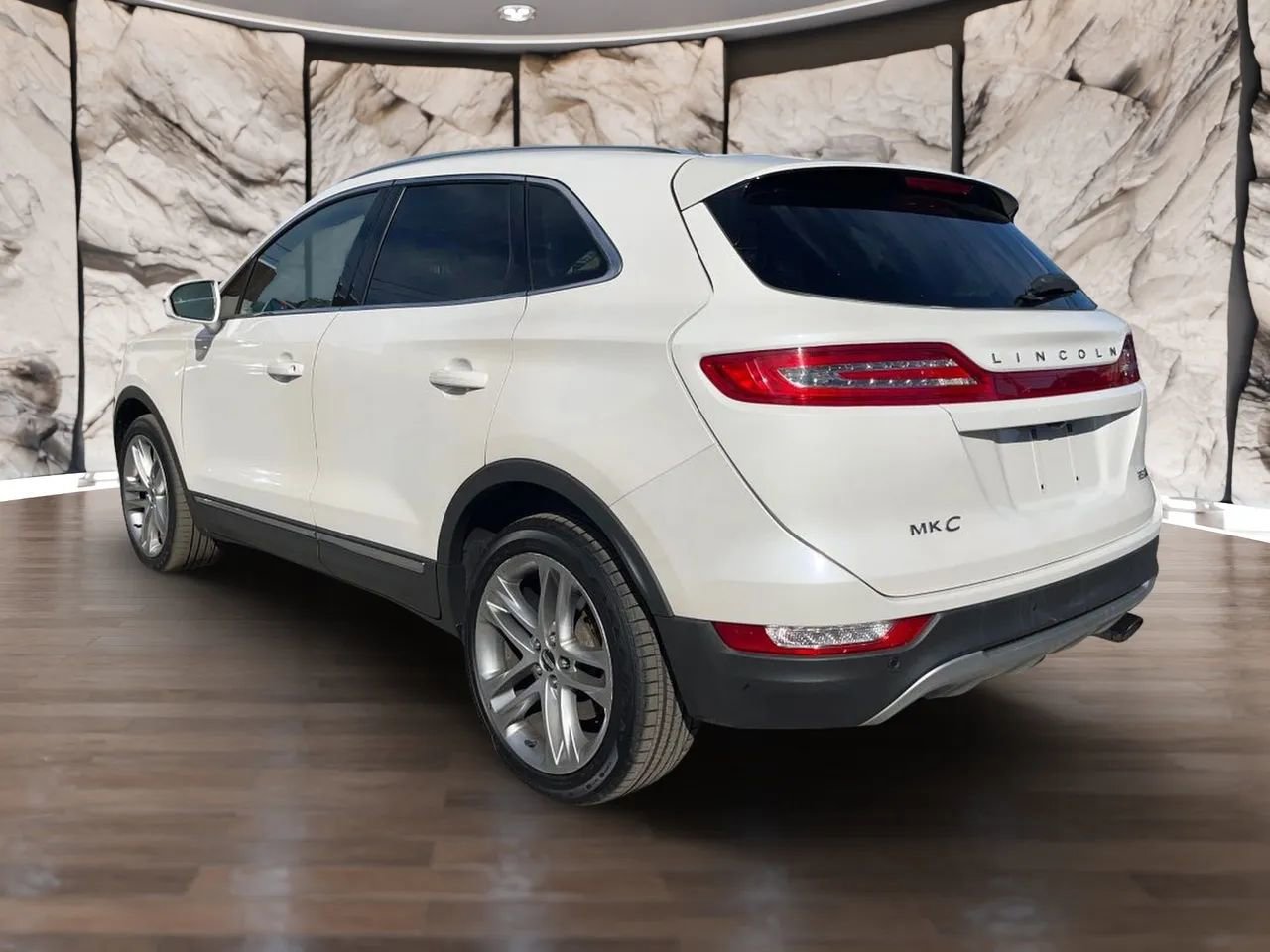 Used 2016 Lincoln MKC Reserve w/ Lincoln MKC Climate Package image 8