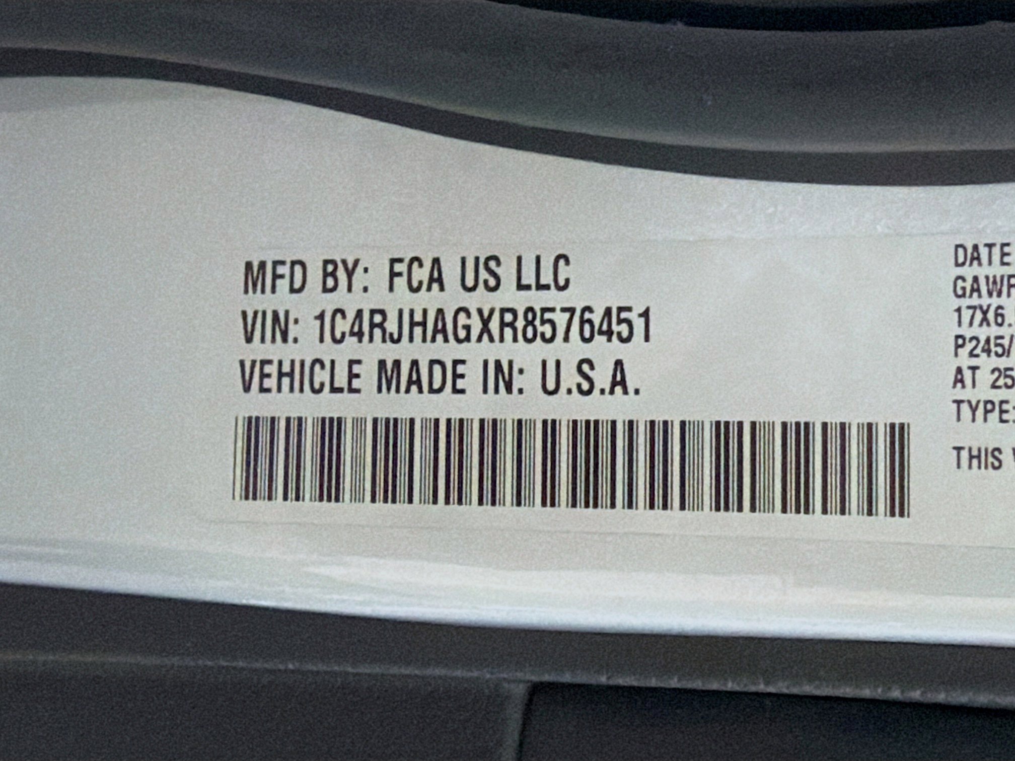 Used 2024 Jeep Grand Cherokee Laredo image 30