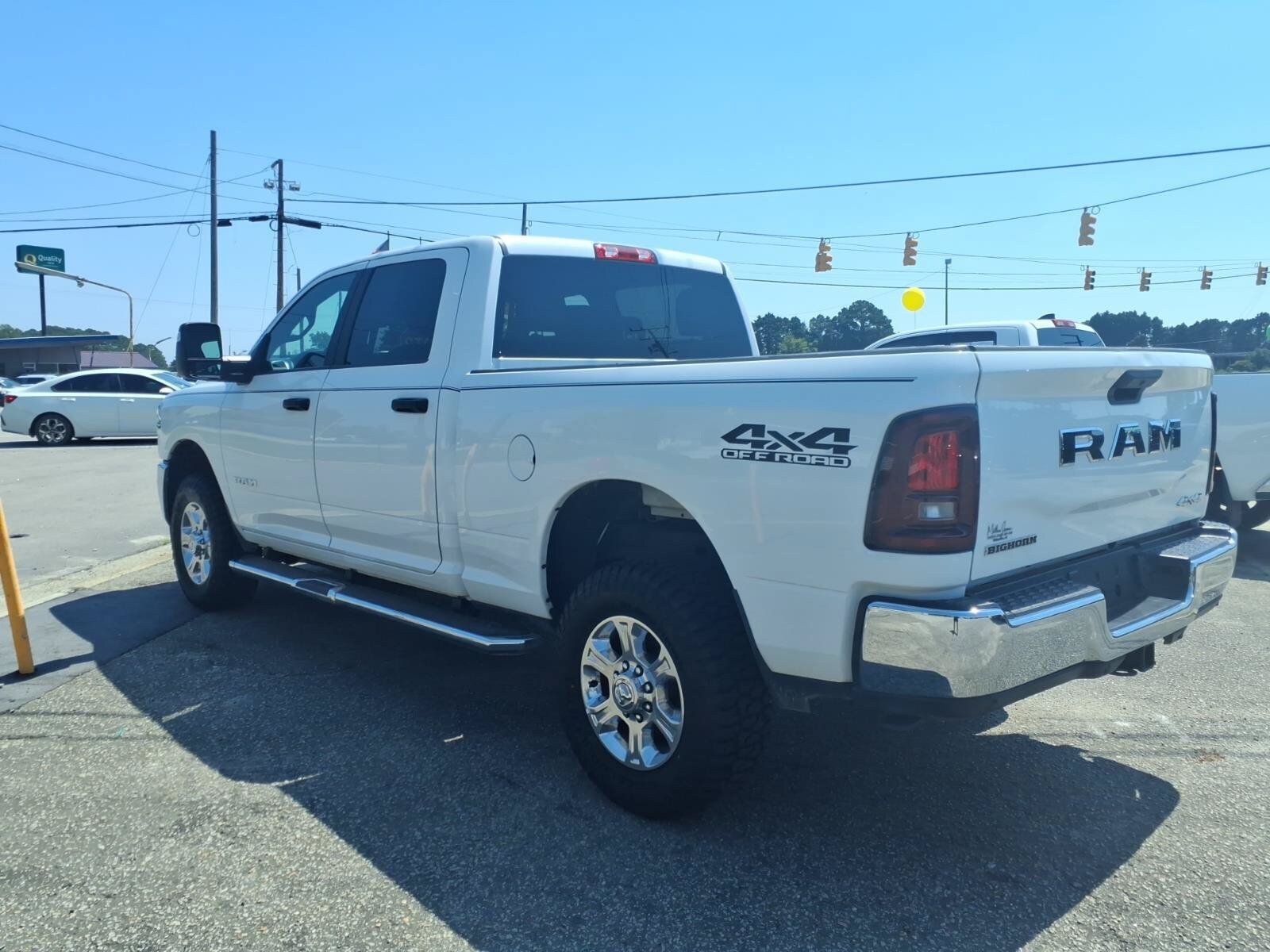 Used 2026 RAM 2500 Big Horn AWD/4WD image 4