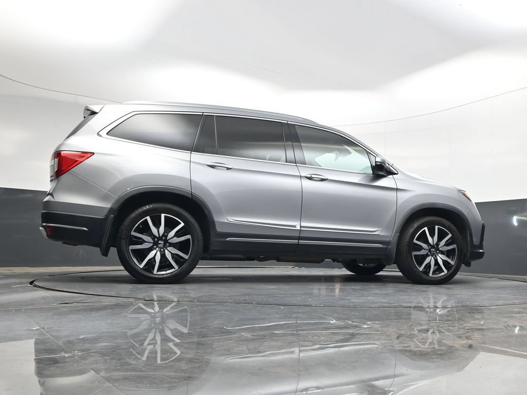 Certified 2019 Honda Pilot Touring image 35