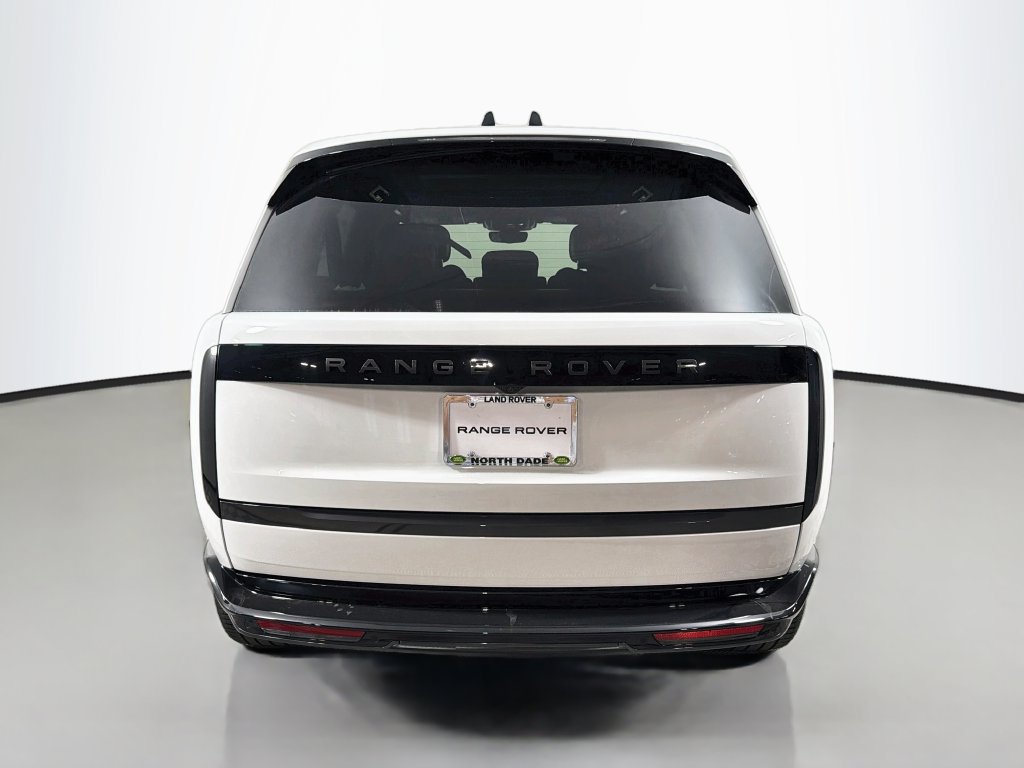 New 2026 Land Rover Range Rover Long Wheelbase SE AWD/4WD image 6