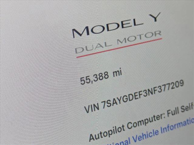 Used 2022 Tesla Model Y Performance image 10