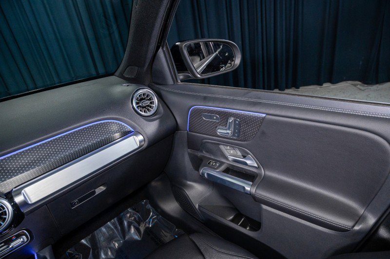 New 2025 Mercedes-Benz GLB 250 image 26