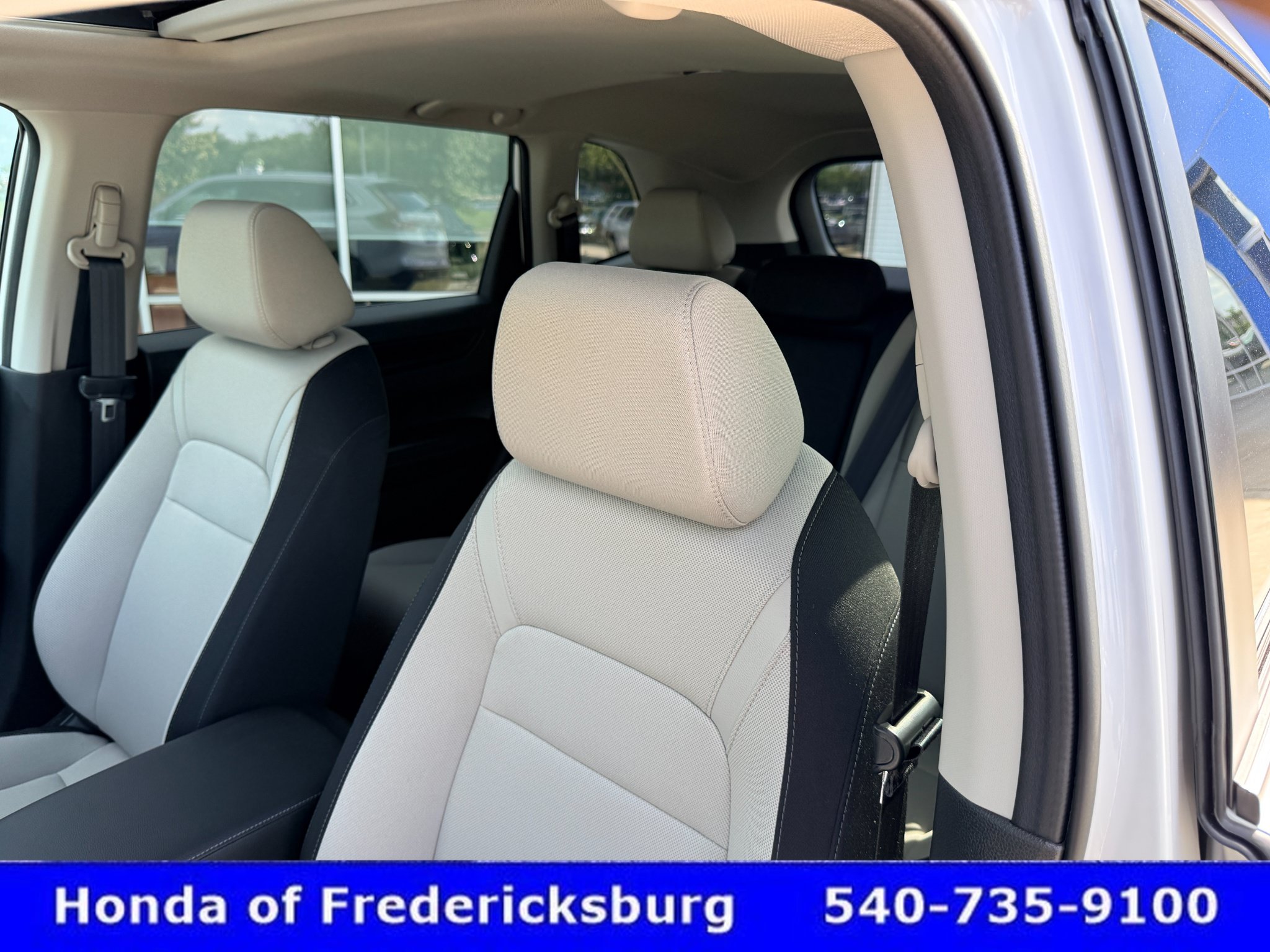 Used 2026 Honda CR-V EX image 28
