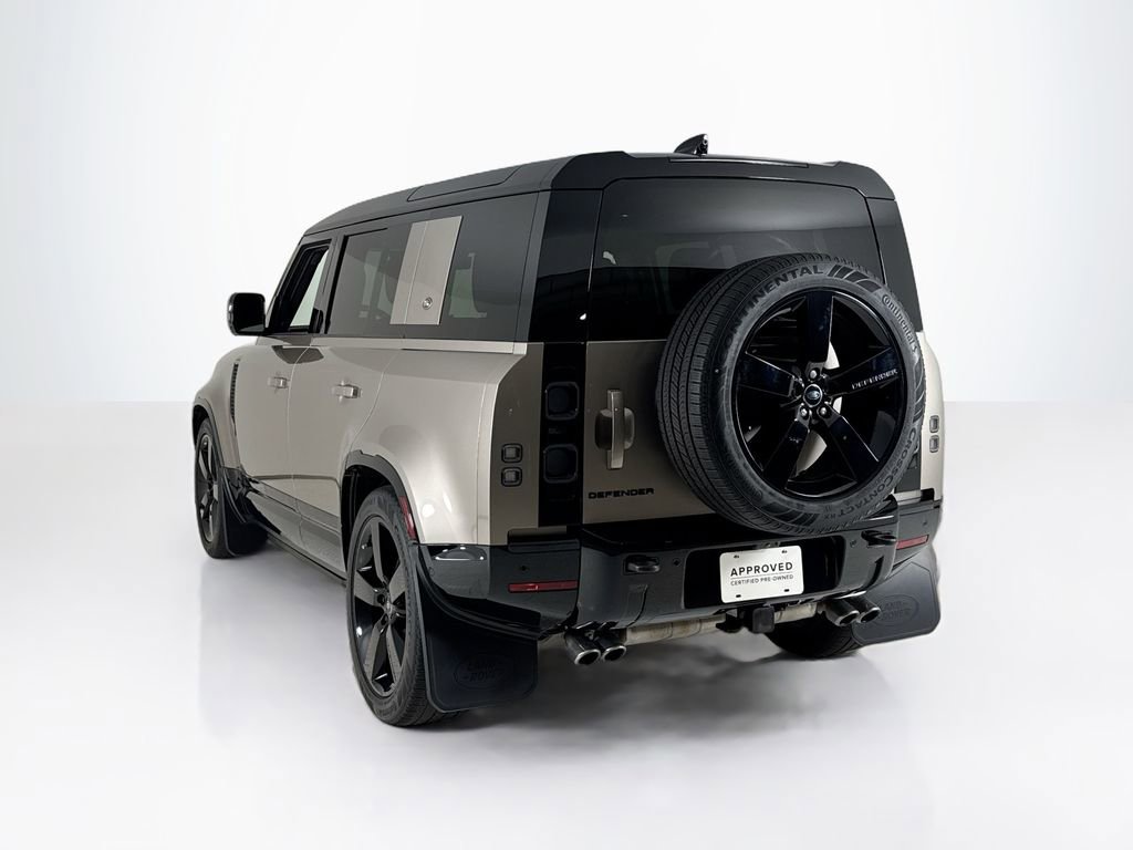 Used 2023 Land Rover Defender 110 V8 image 3