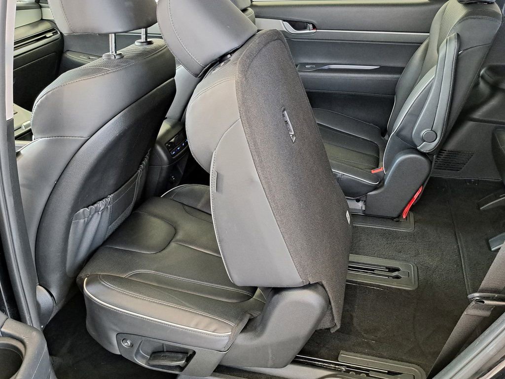 Used 2024 Hyundai Palisade SEL image 25