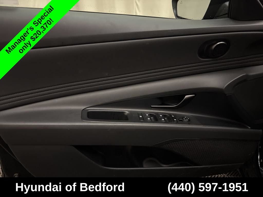 Certified 2026 Hyundai Elantra Sport w/ Cargo Package FWD image 10