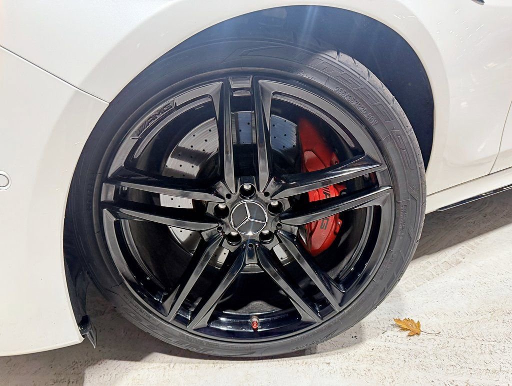 Used 2019 Mercedes-Benz E 63 AMG S image 2