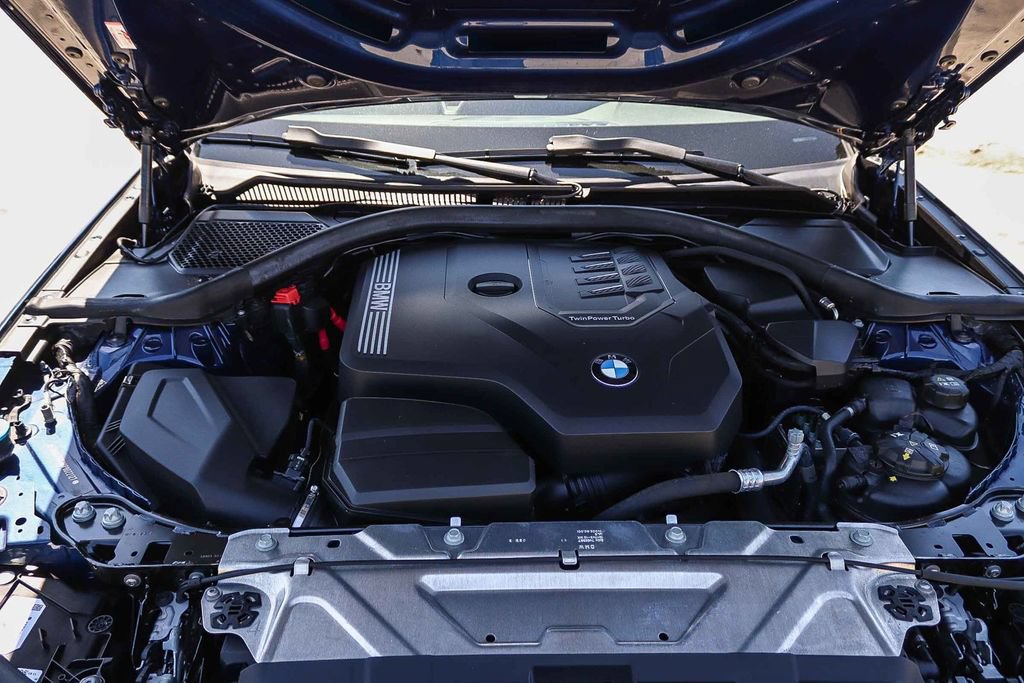 Used 2023 BMW 330i Sedan w/ Parking Assistance Package RWD image 31