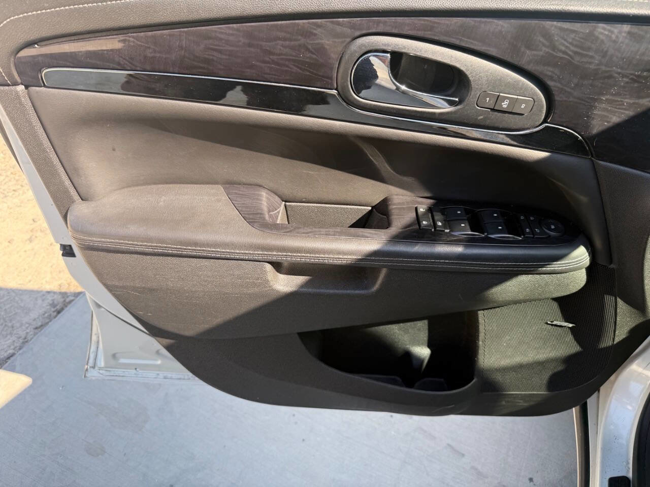 Used 2015 Buick Enclave Premium w/ Experience Buick Package FWD image 15
