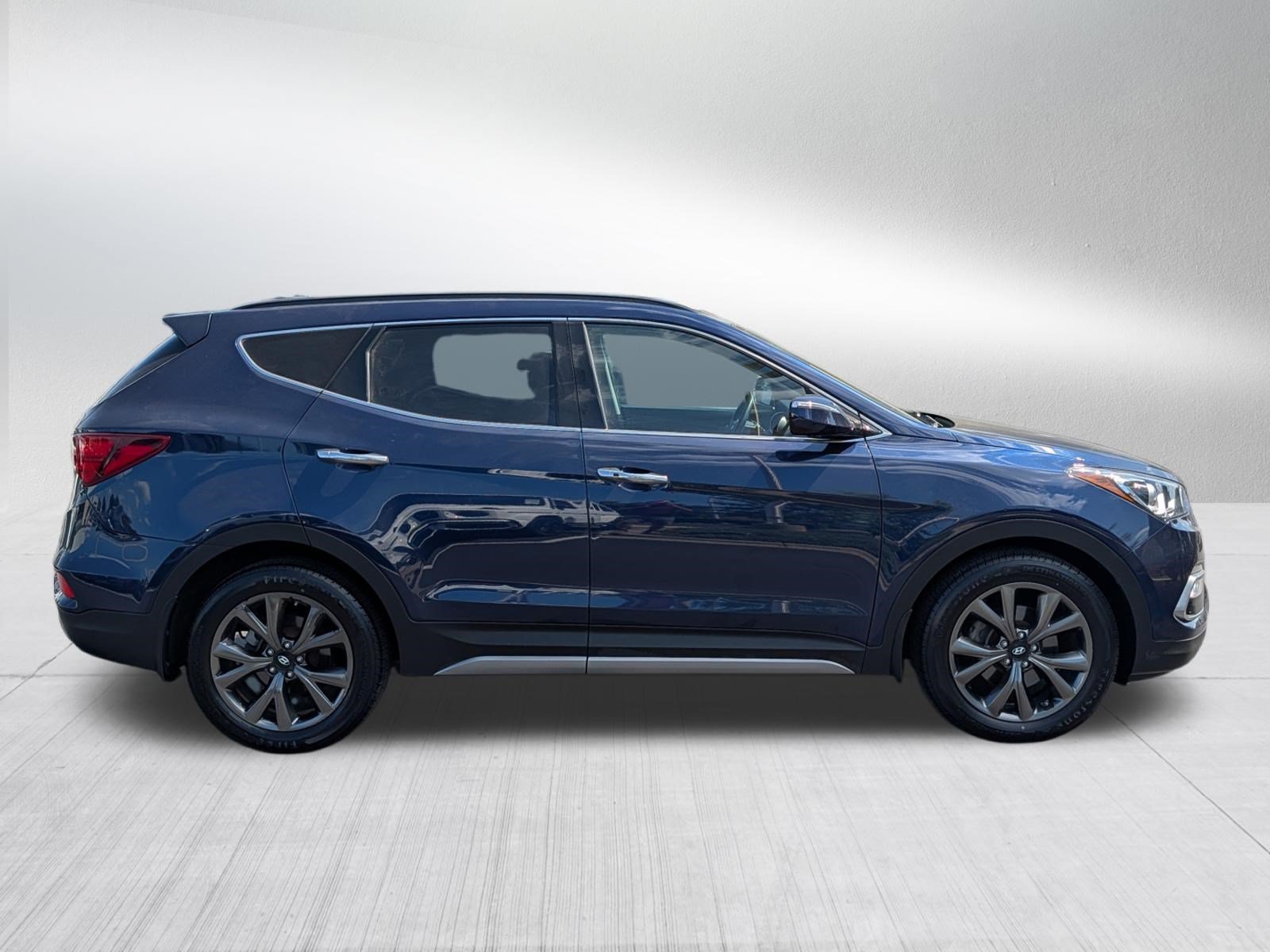Used 2018 Hyundai Santa Fe Sport AWD/4WD image 8