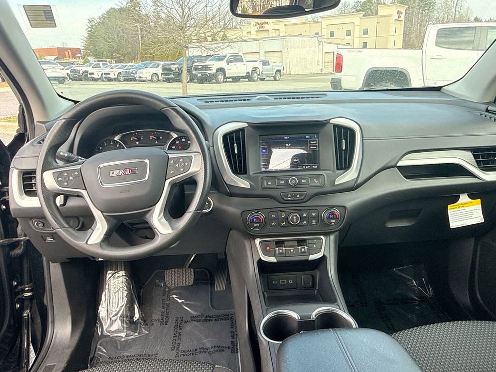 Used 2022 GMC Terrain SLE w/ Driver Convenience Package FWD image 16