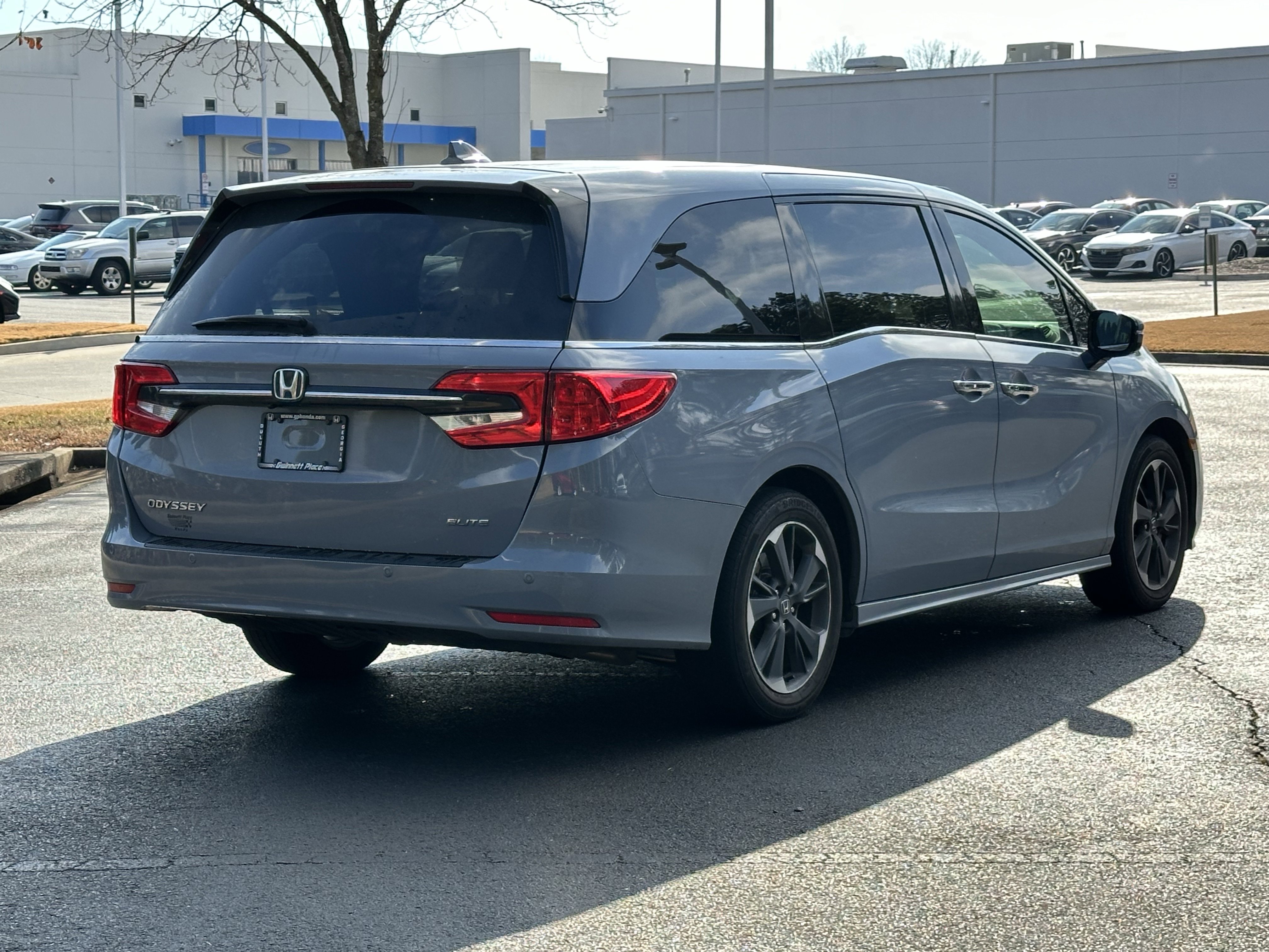 Used 2024 Honda Odyssey Elite image 11