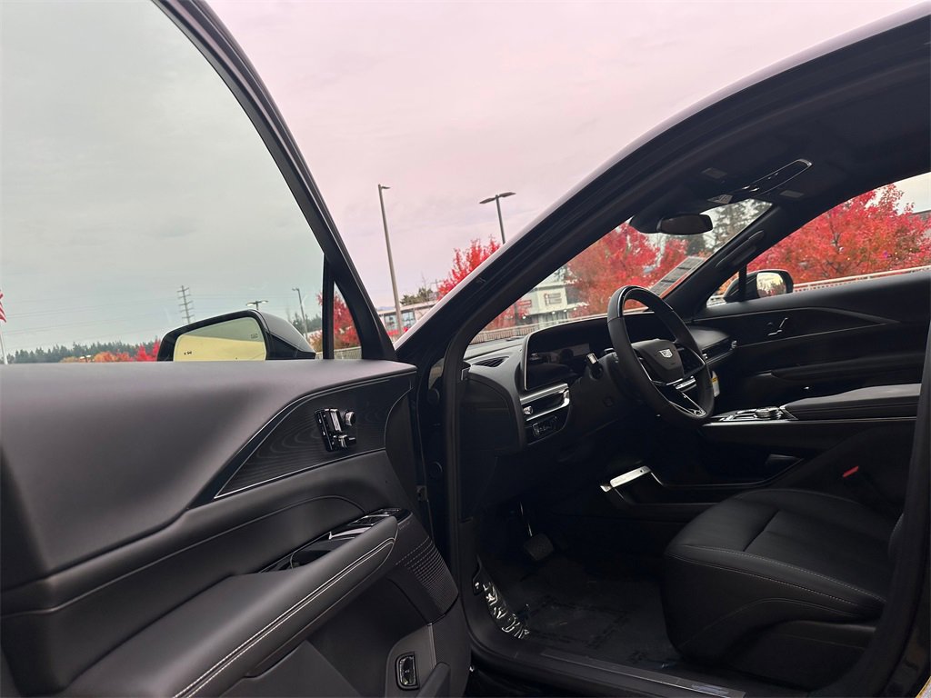 New 2026 Cadillac Lyriq Luxury image 20