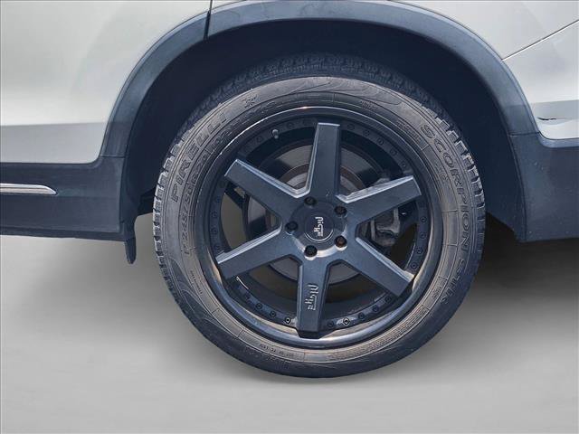 Used 2019 Honda Pilot Elite image 4