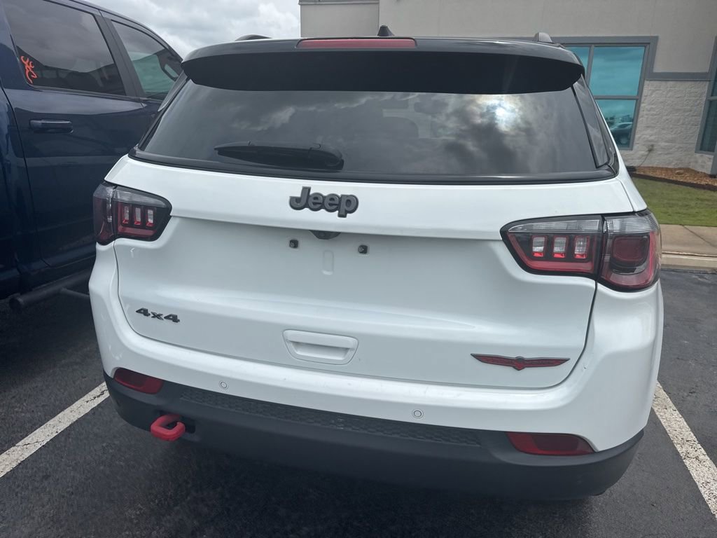 Used 2024 Jeep Compass Trailhawk AWD/4WD image 5