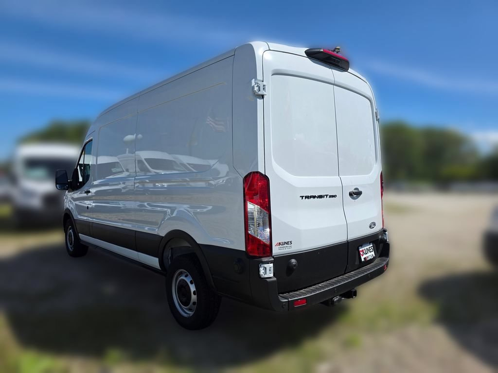 New 2026 Ford Transit 250 148 Medium Roof RWD image 5