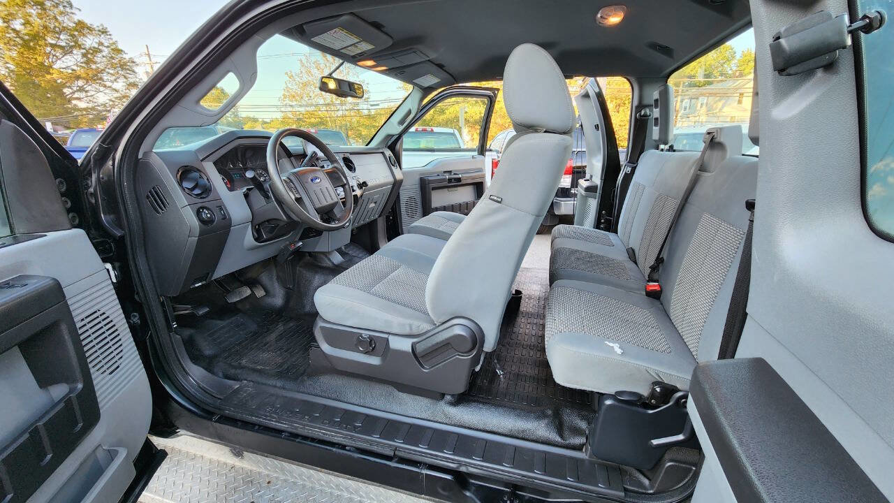 Used 2015 Ford F250 XL w/ Power Equipment Group image 26