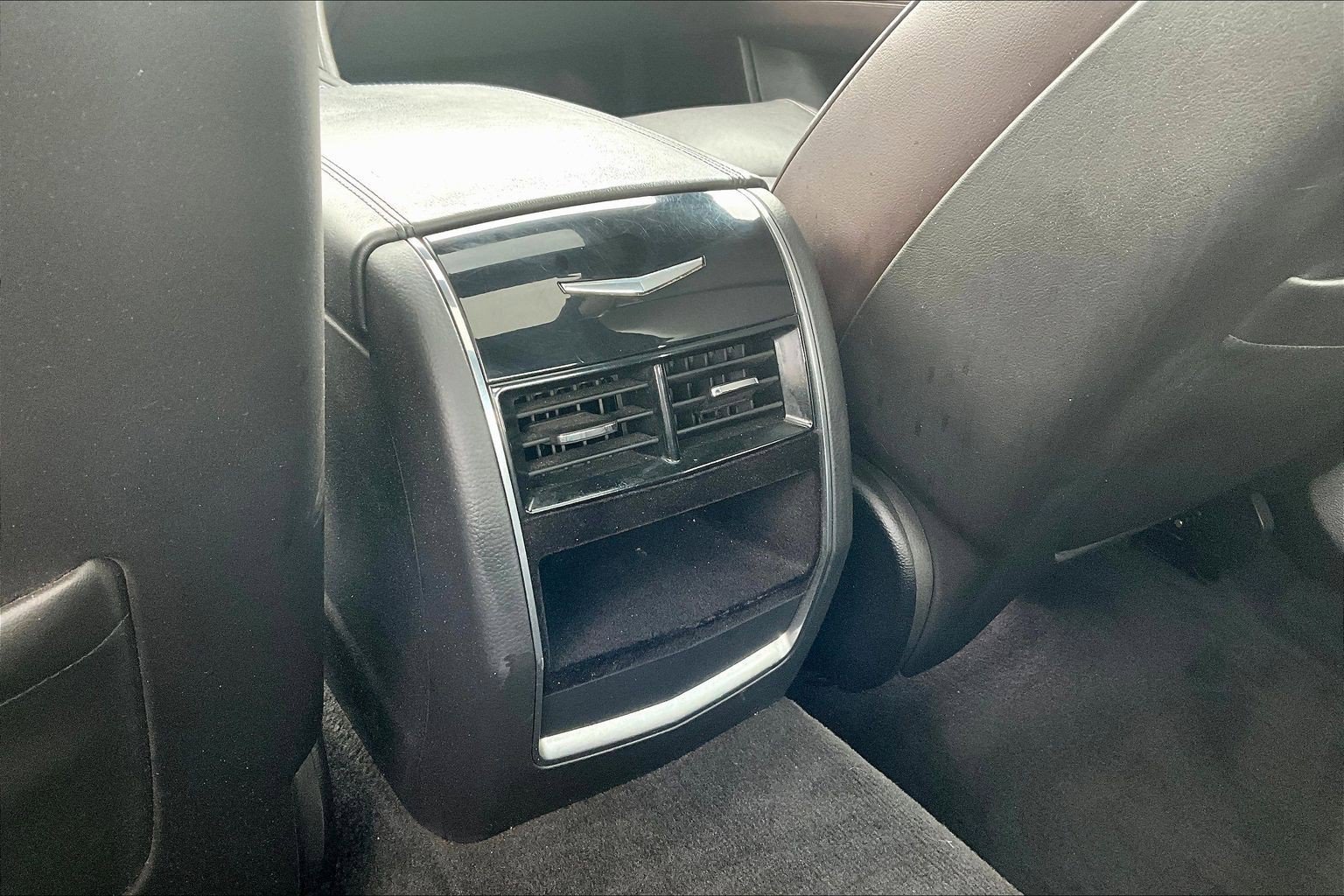 Used 2019 Cadillac CT6 Premium Luxury w/ Active Chassis Package 20" AWD/4WD image 10