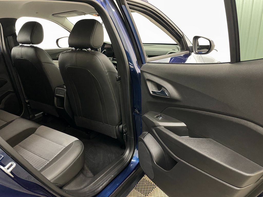 Certified 2024 Chevrolet Trax LT image 38