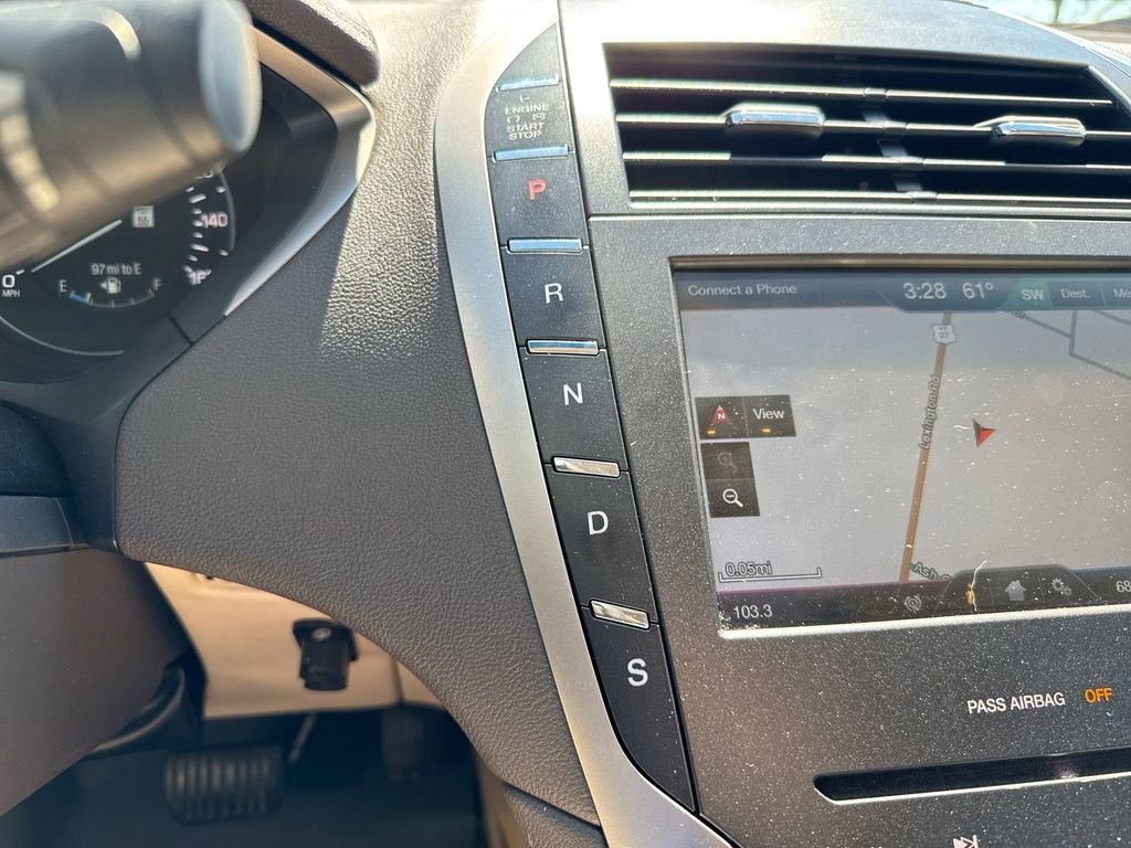 Used 2014 Lincoln MKZ w/ Equipment Group 102A Reserve FWD image 18