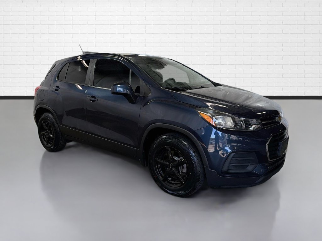 Used 2018 Chevrolet Trax LS FWD image 1